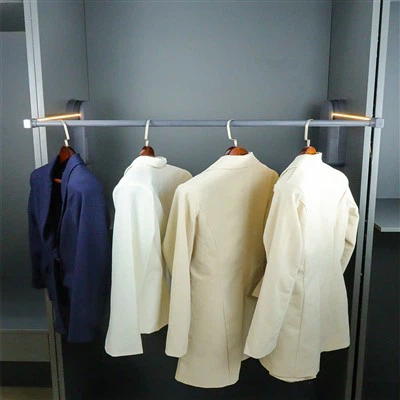 Sovrumsgarderob Lyftstång